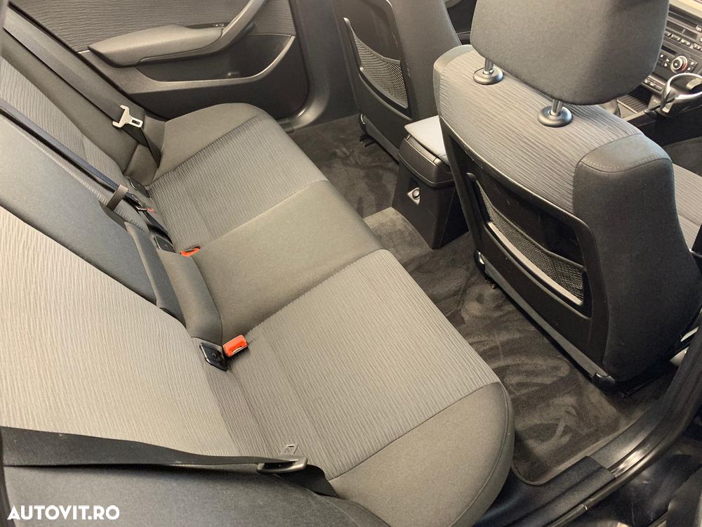 BMW X1 xDrive18d - 7