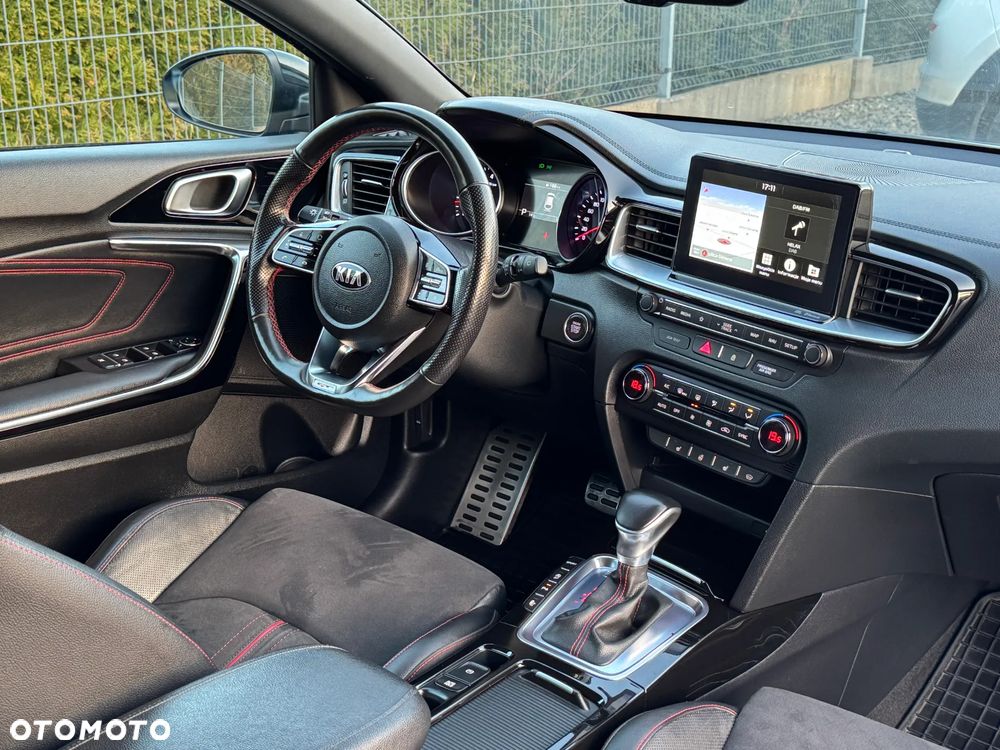 Kia ProCeed - 22
