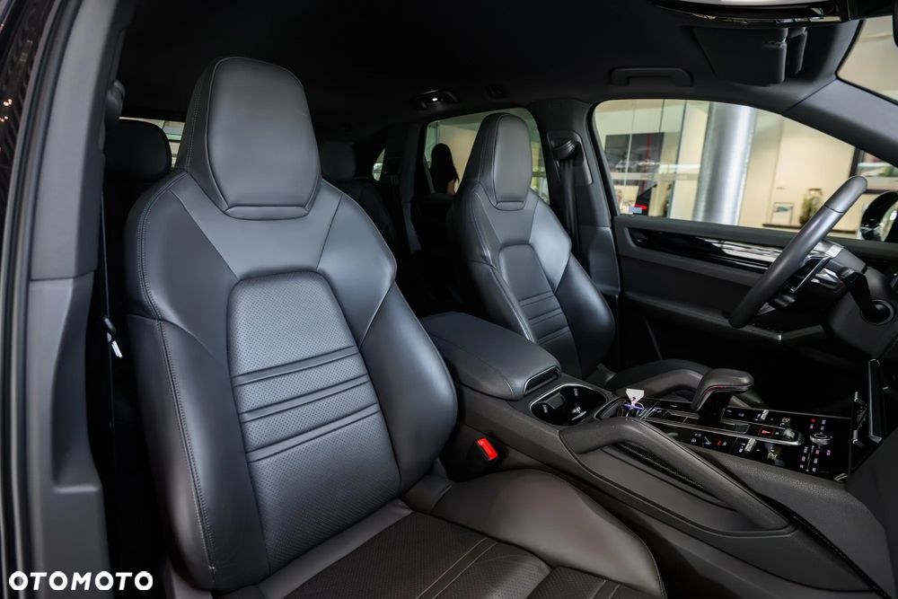 Porsche Cayenne Standard - 7