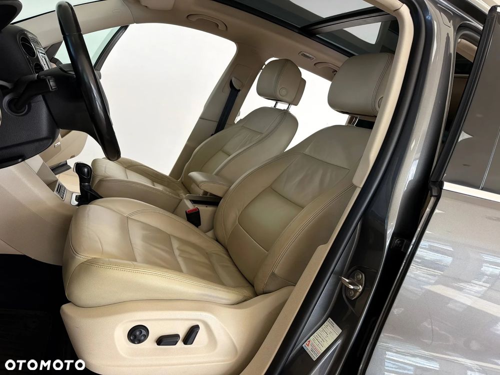 Volkswagen Tiguan 2.0 TDI DPF 4Motion BlueMotion Technology DSG Track & Style - 26