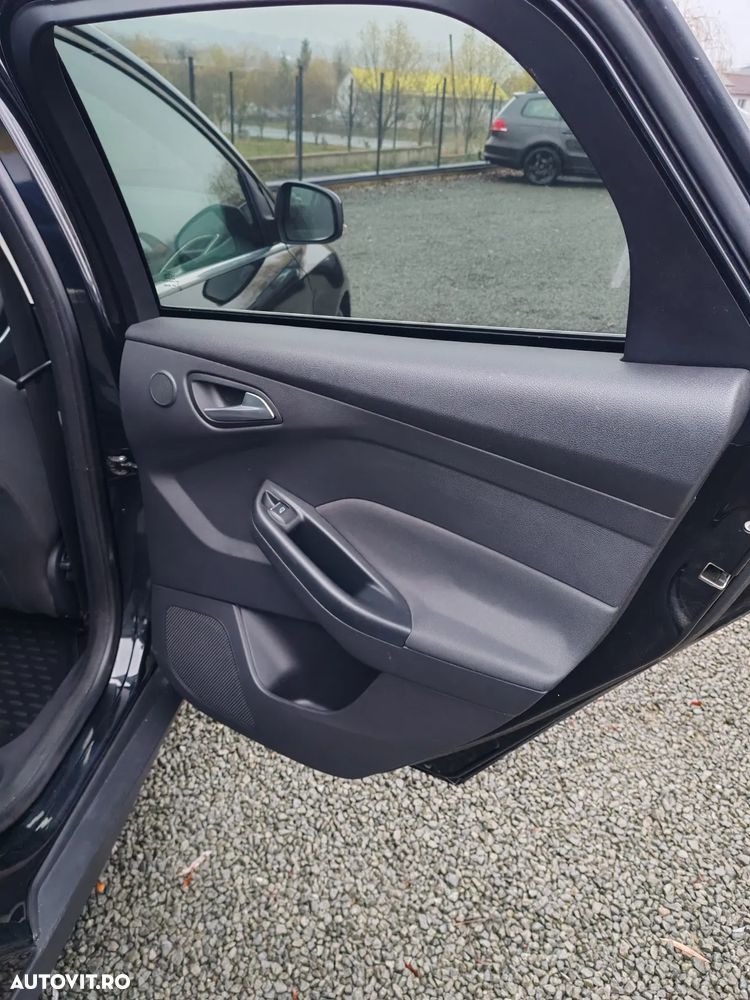 Ford Focus 1.0 EcoBoost Start-Stopp-System Titanium - 22