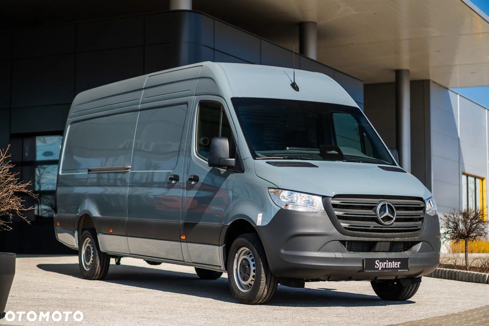 Mercedes-Benz Sprinter - 4