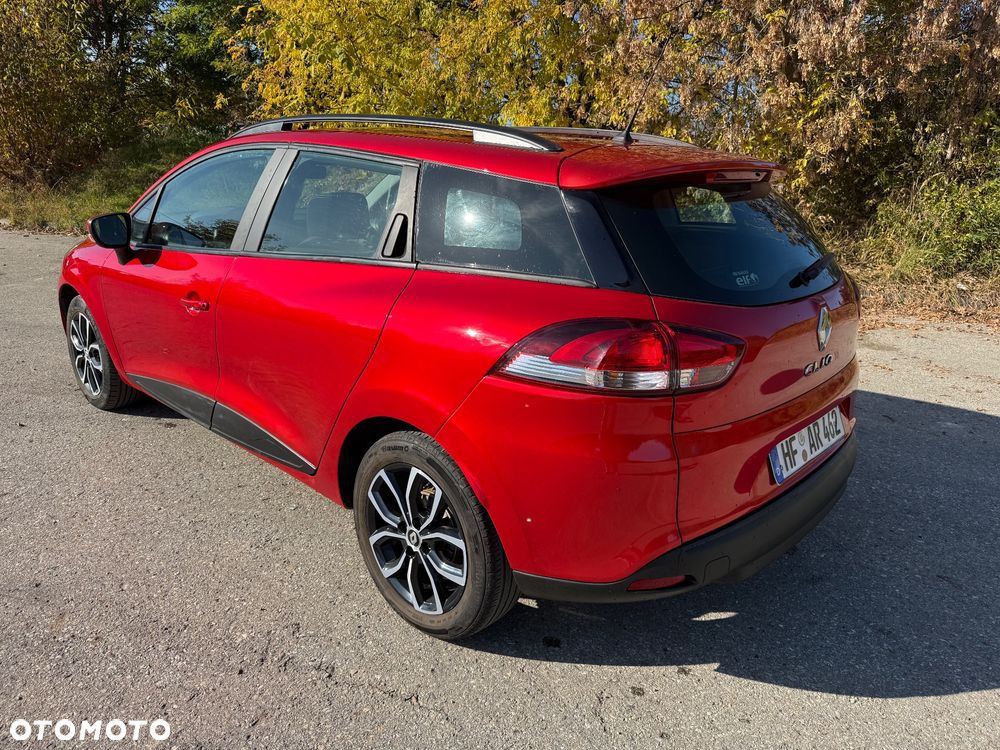 Renault Clio - 8