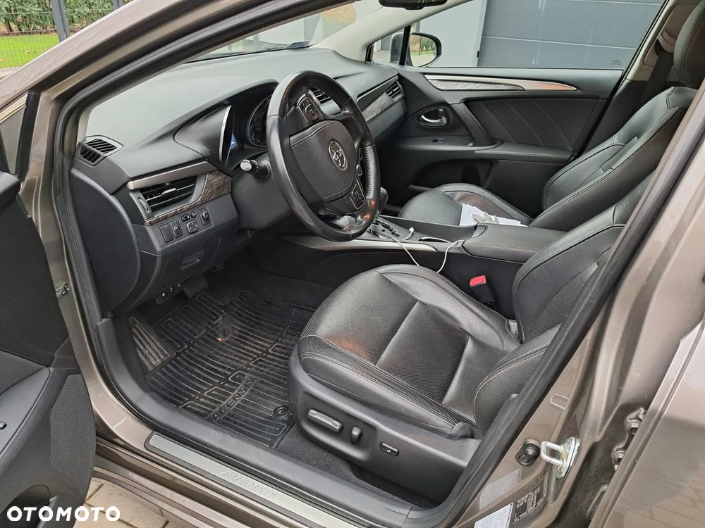 Toyota Avensis 2.0 Premium MS - 4