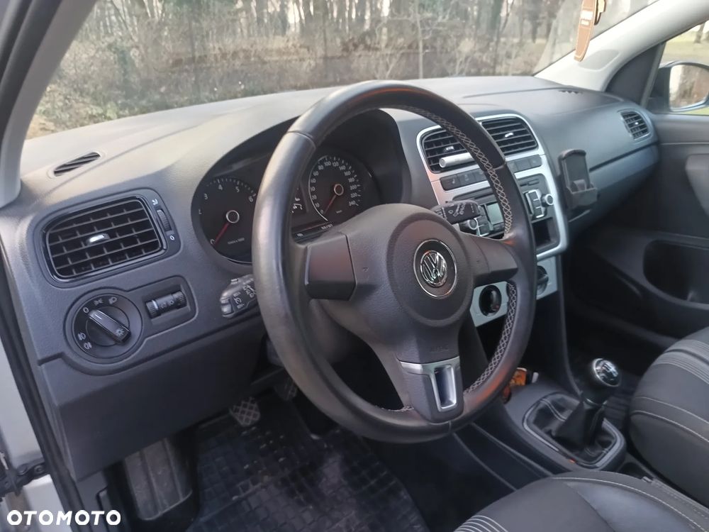 Volkswagen Polo 1.2 MATCH - 15
