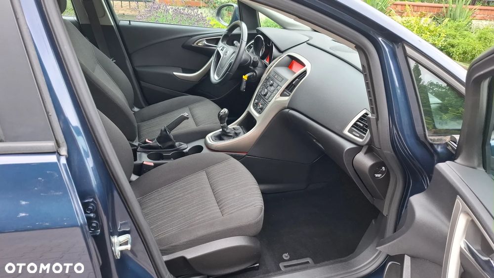 Opel Astra 1.4 Turbo - 12