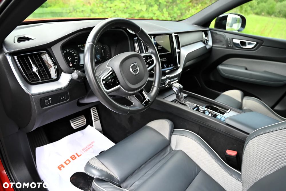 Volvo XC 60 - 30
