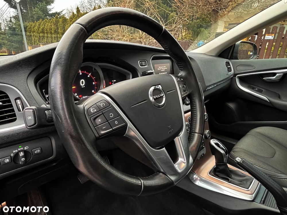 Volvo V40 Cross Country D2 Geartronic Momentum - 9