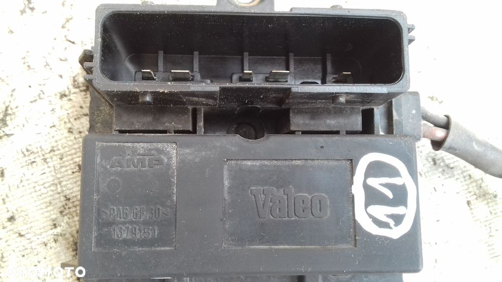 moduł sterownik wentylatora 1379151 opel signum vectra c 02- - 8
