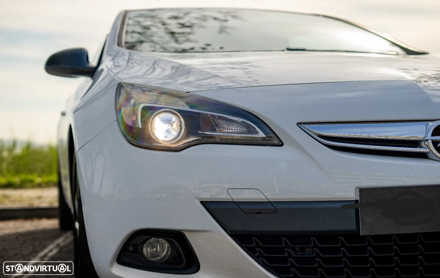 Opel Astra GTC 1.7 CDTi S/S - 8