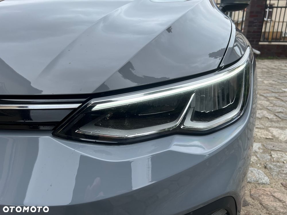 Volkswagen Golf 2.0 TDI SCR - 10