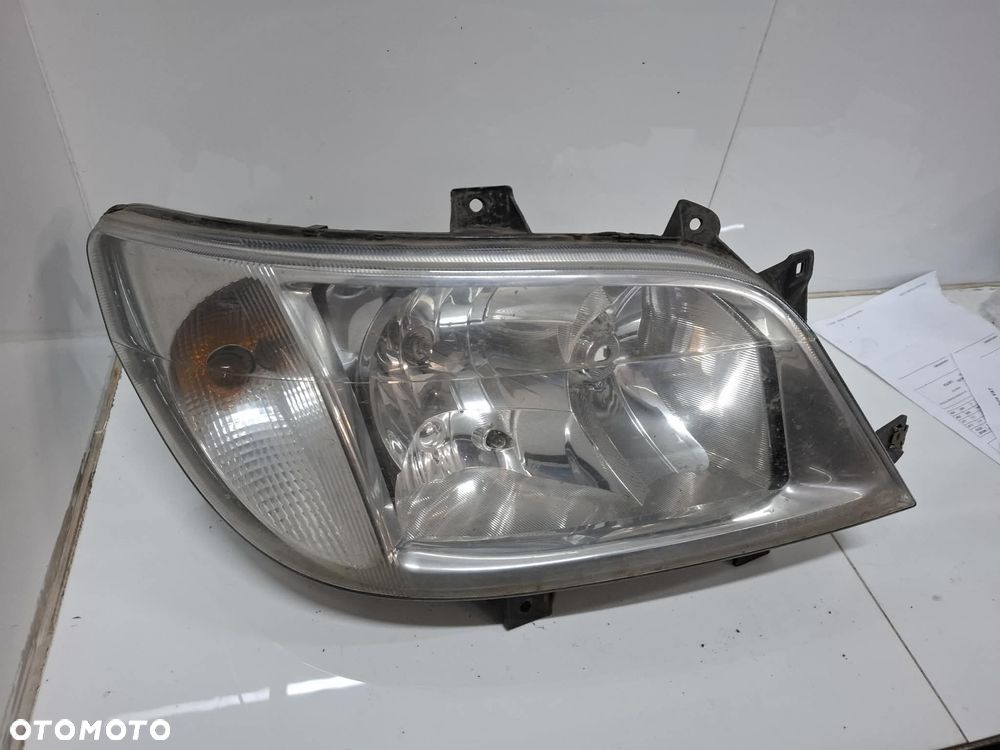 LAMPA PRZEDNIA PRZÓD PRAWA MERCEDES SPRINTER W903 00-06 LIFT HELLA - 4