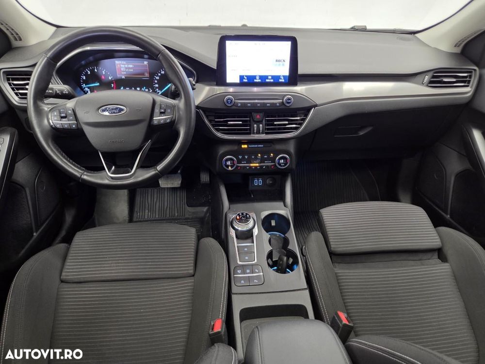 Ford Focus 1.0 EcoBoost Titanium Business - 4