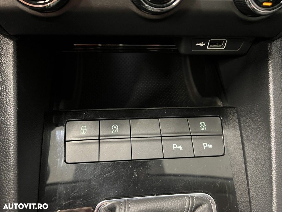 Skoda Octavia Combi Diesel 2.0 TDI 4X4 DSG Style - 22
