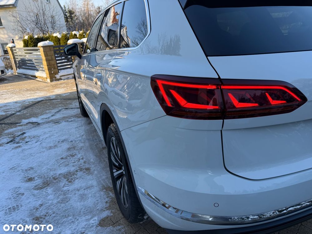 Volkswagen Touareg 3.0 V6 TDI SCR 4Mot Elegance - 10