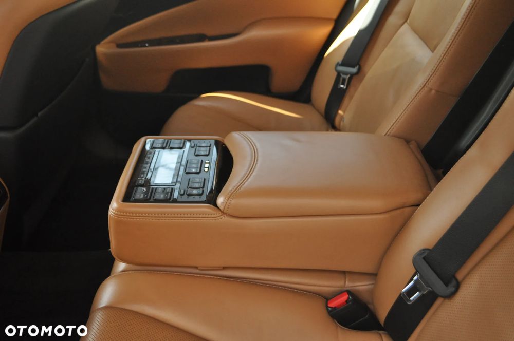 Lexus LS 460 Superior AWD EU6 - 11
