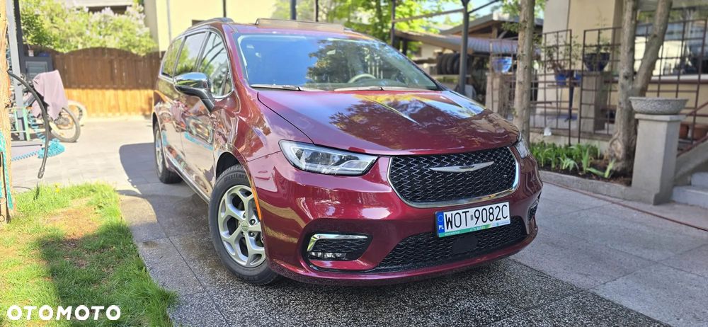 Chrysler Pacifica - 28