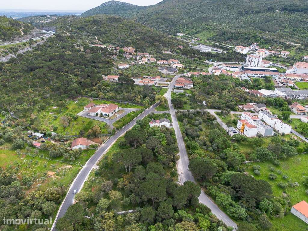 Lote para construção na Vila de Minde - Grande imagem: 4/10
