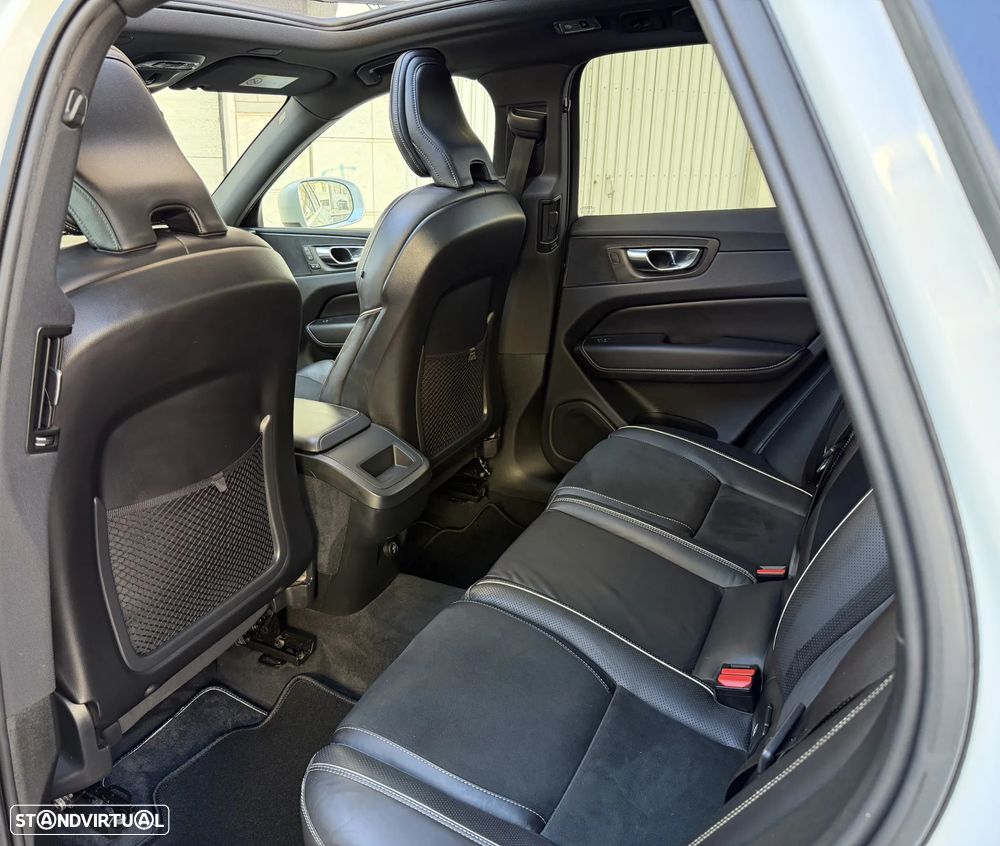 Volvo XC 60 2.0 T6 R-Design AWD - 27