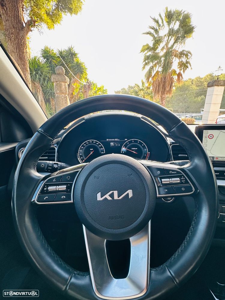 Kia XCeed 1.0 T-GDi Tech - 30