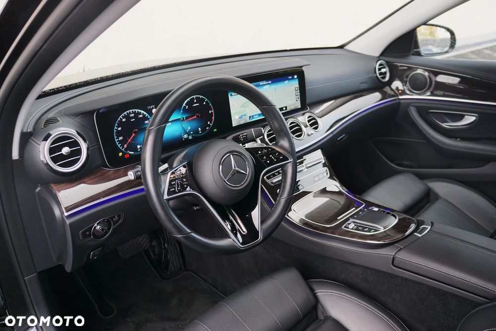 Mercedes-Benz Klasa E 200 d 9G-TRONIC - 10