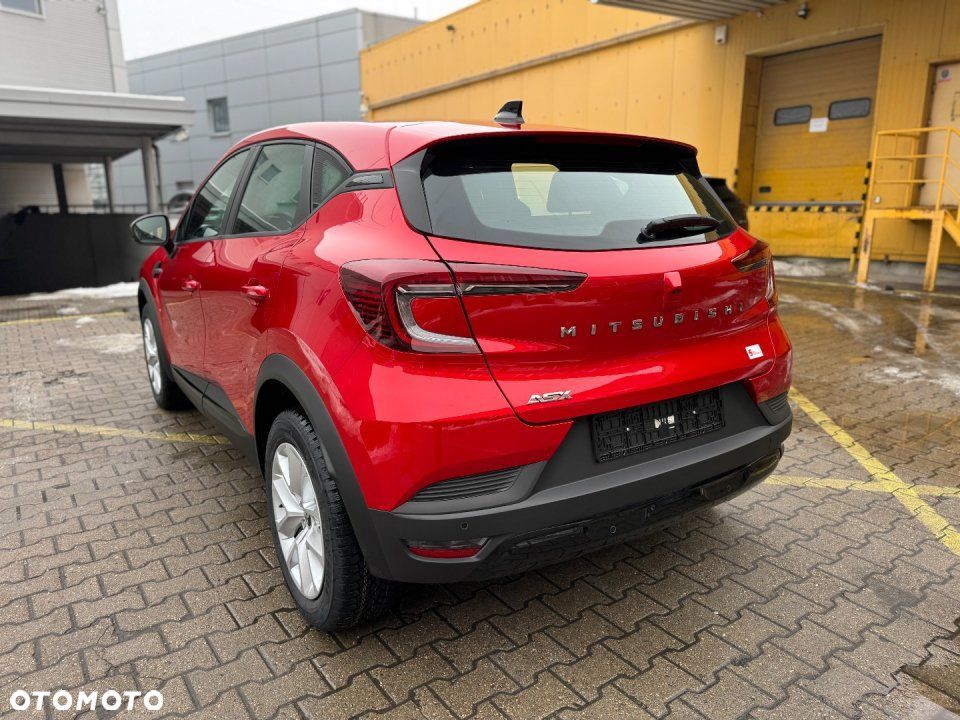 Mitsubishi ASX - 3