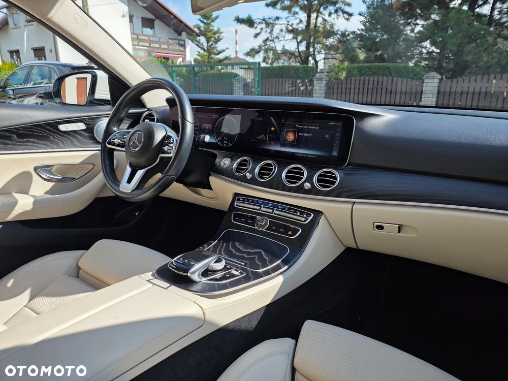 Mercedes-Benz Klasa E 300 de 9G-TRONIC Exclusive - 9