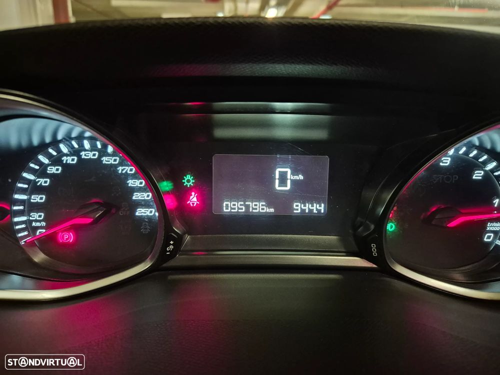 Peugeot 308 SW 1.6 BlueHDi Style - 13