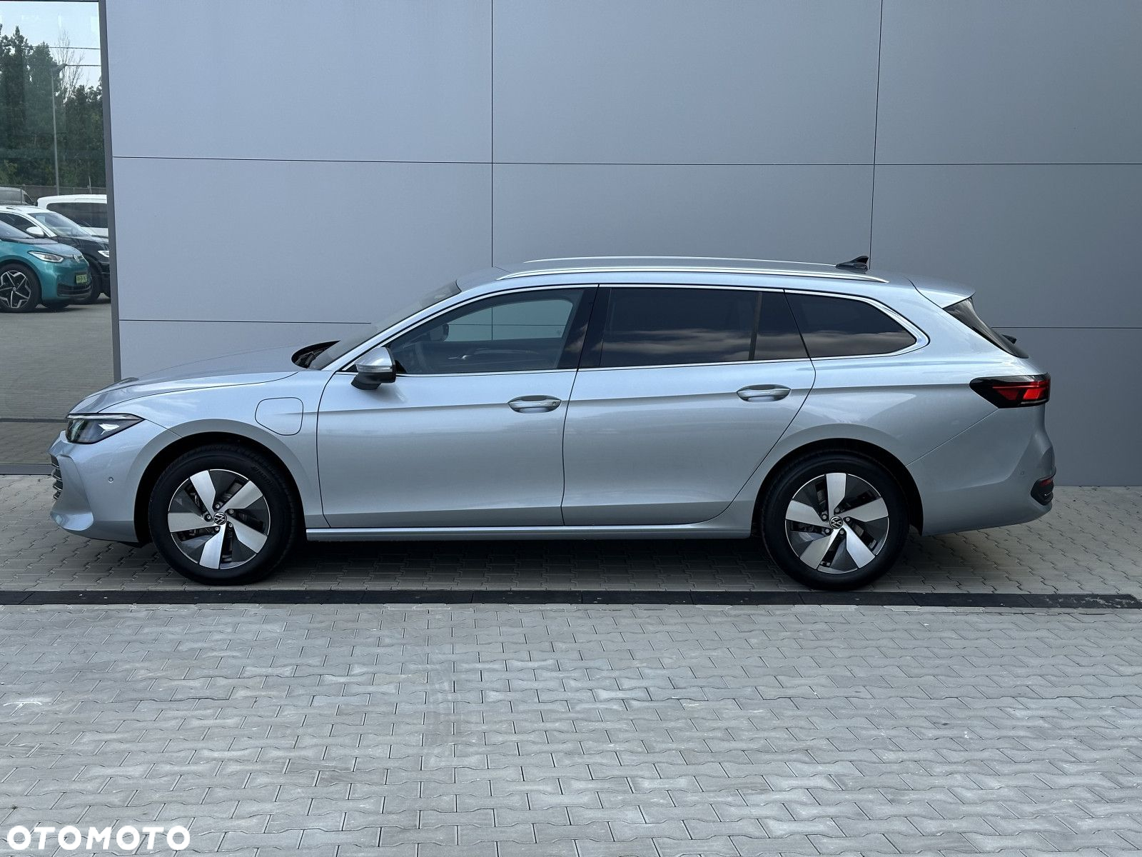 Volkswagen Passat - 7