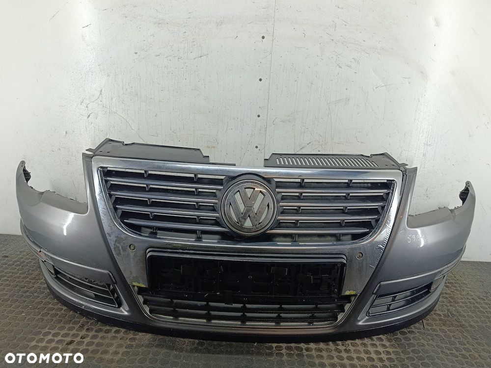 ZDERZAK PRZÓD VW PASSAT B6 LA7T - 2