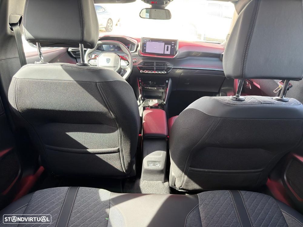Peugeot 2008 PureTech 130 EAT8 Allure Pack - 36