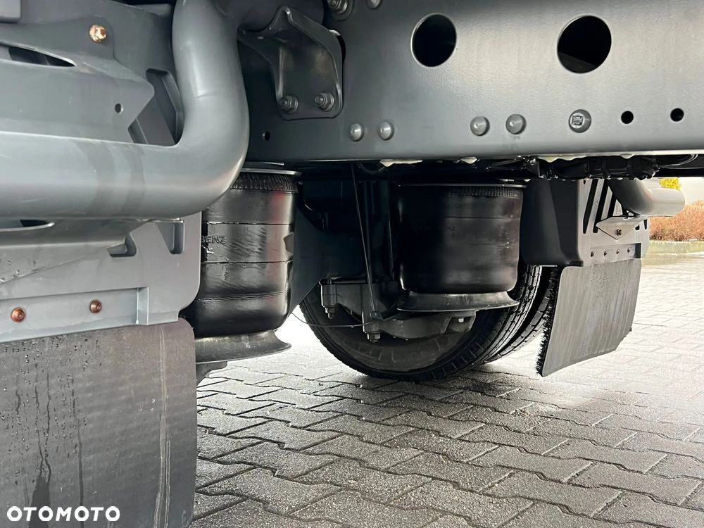 Mercedes-Benz ATEGO 818 L PLANDEKA + WINDA 3 FOTELE KLIMA PODUSZKI - 8