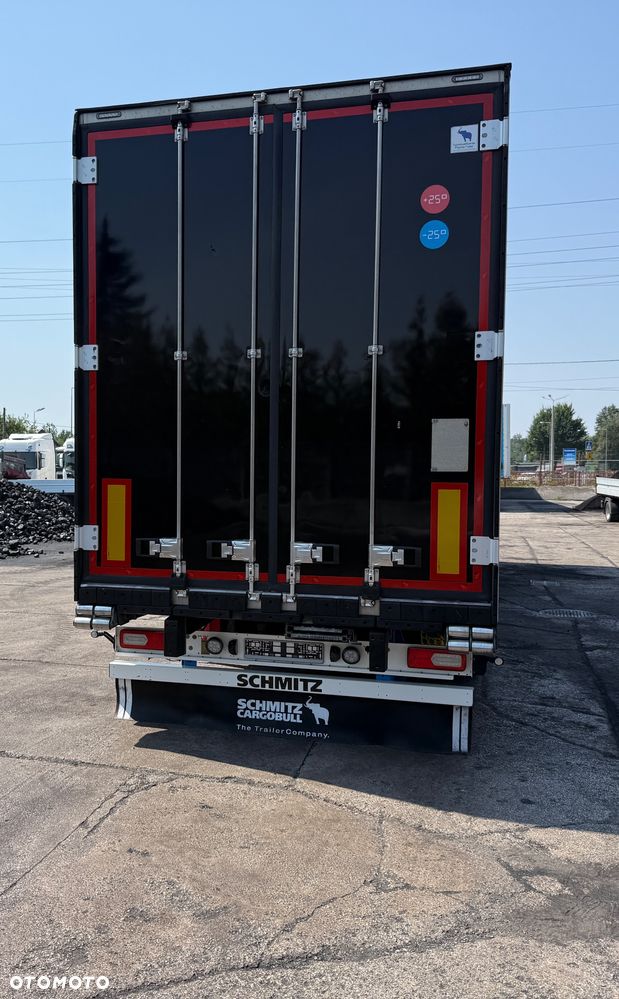 Schmitz Cargobull - 12