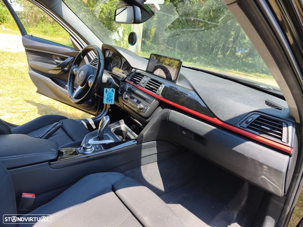 BMW 320 d Auto Pack M - 27