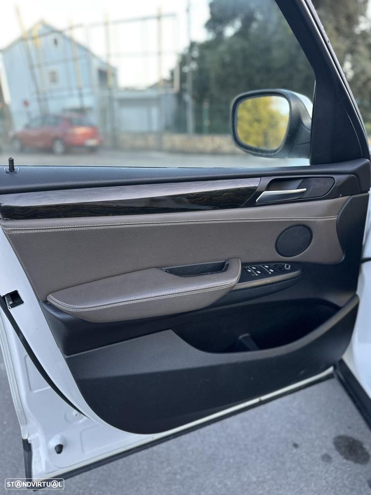 BMW X3 20 i xDrive - 14