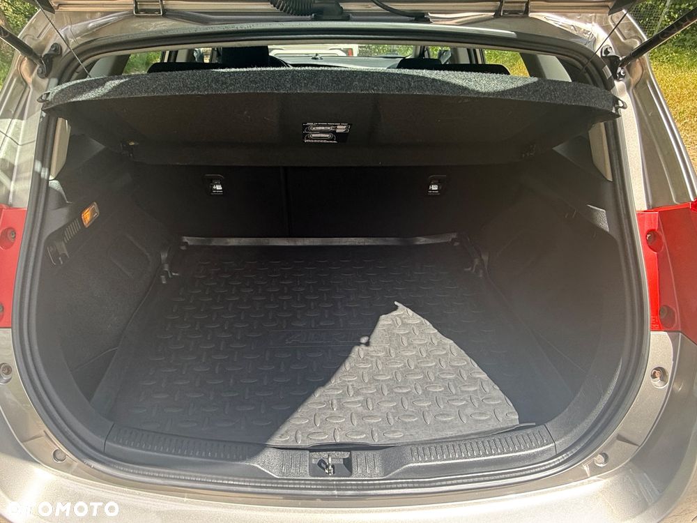 Toyota Auris 1.6 Premium Comfort MS - 8