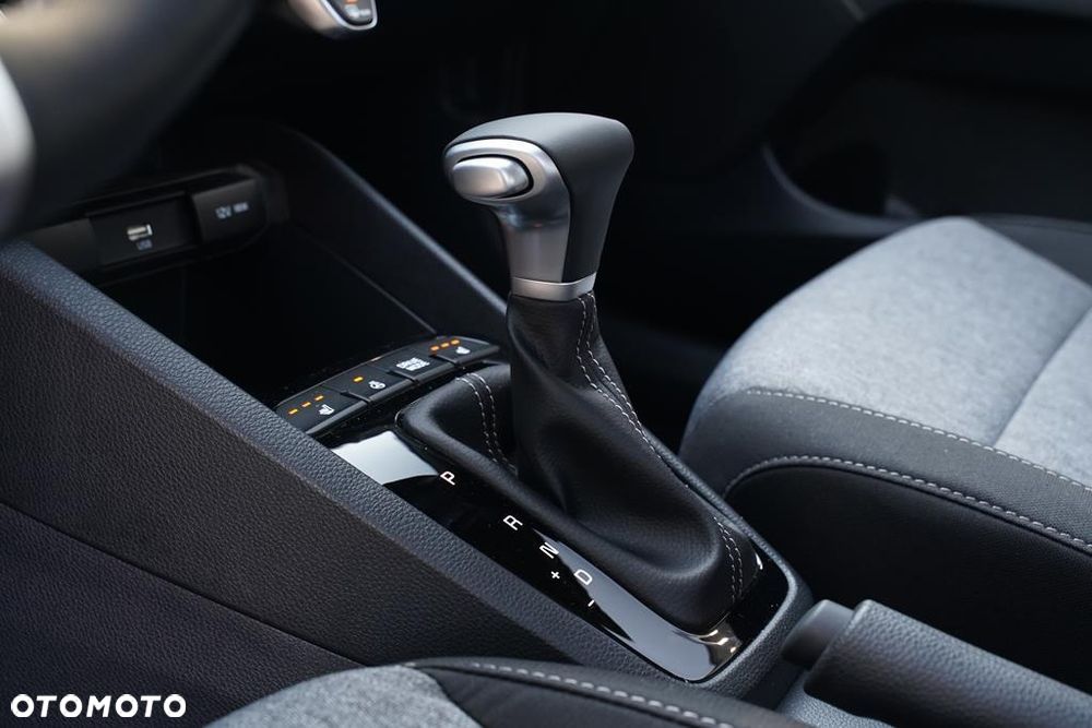 Kia Stonic 1.0 T-GDI M DCT - 21