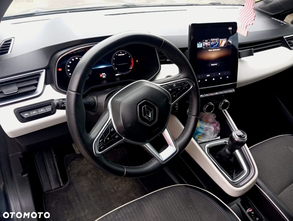 Renault Clio - 15