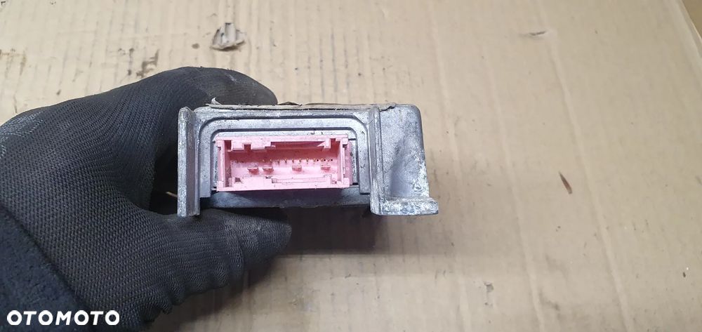 Moduł Sensor Airbag Poduszek Opel Omega B 90492467 - 2