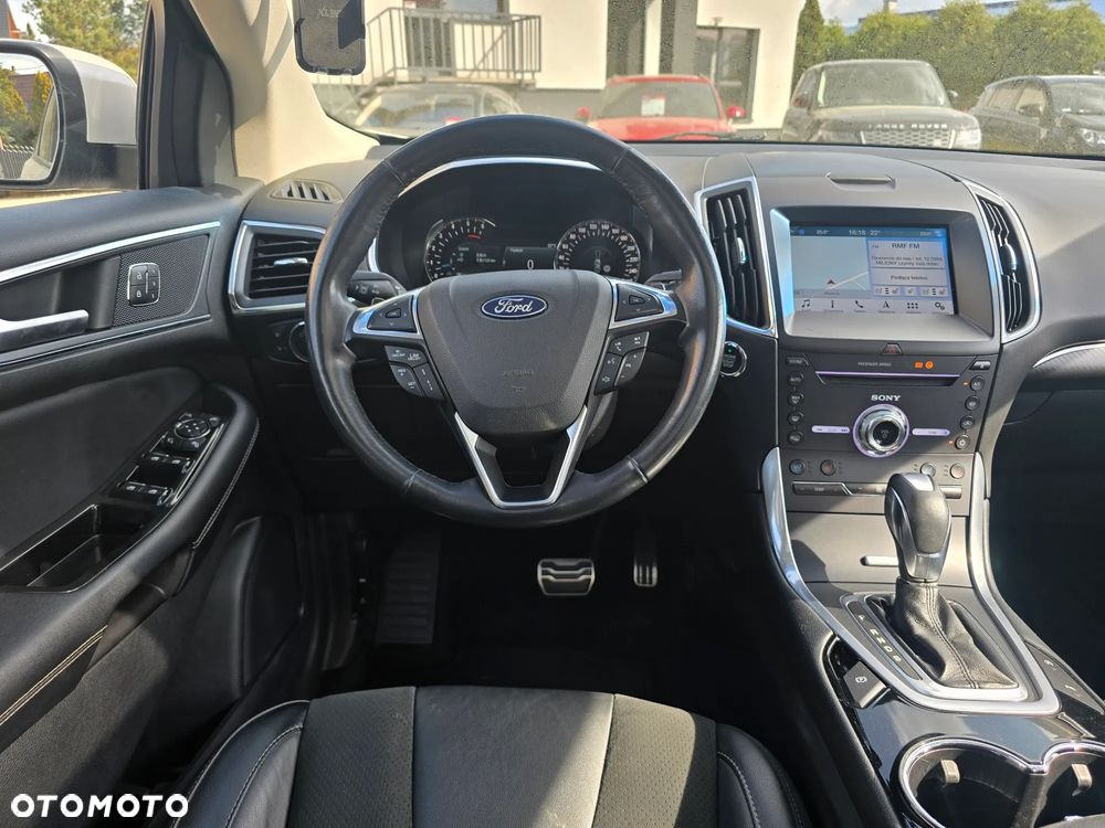 Ford Edge 2.0 TDCi Twin-Turbo 4WD ST-Line - 36