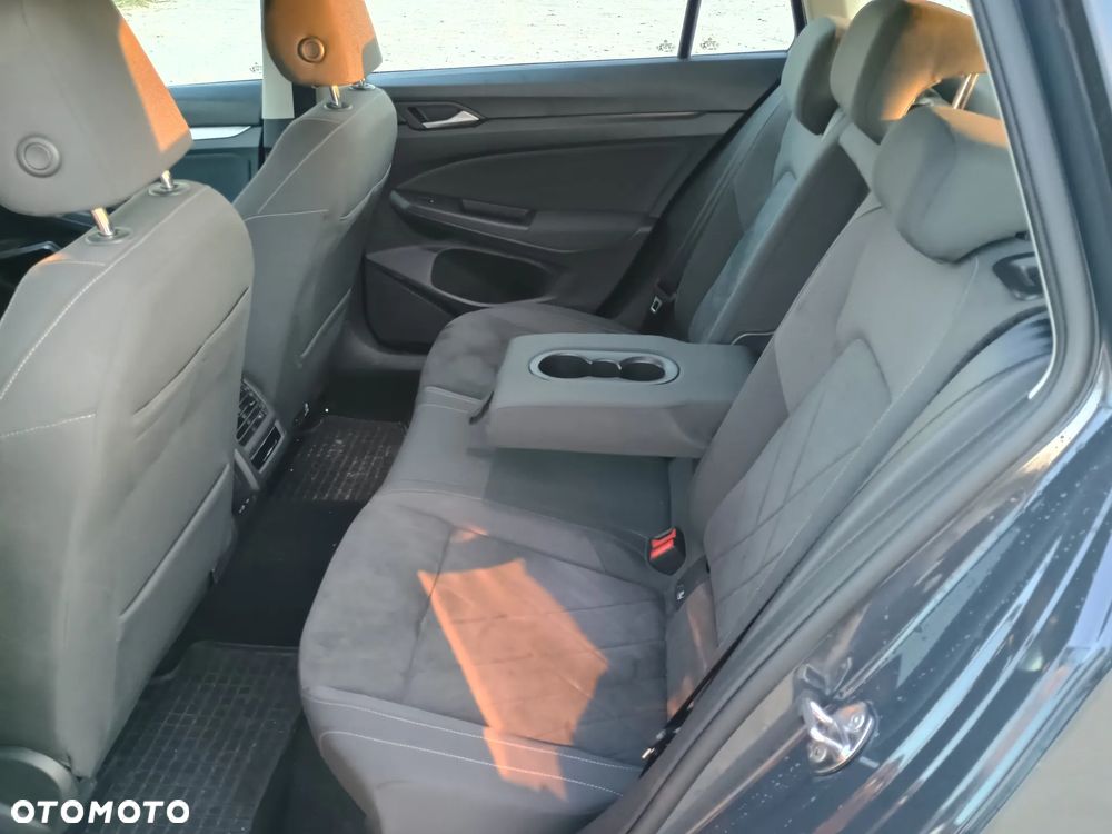 Volkswagen Golf 1.5 TSI OPF Life - 8