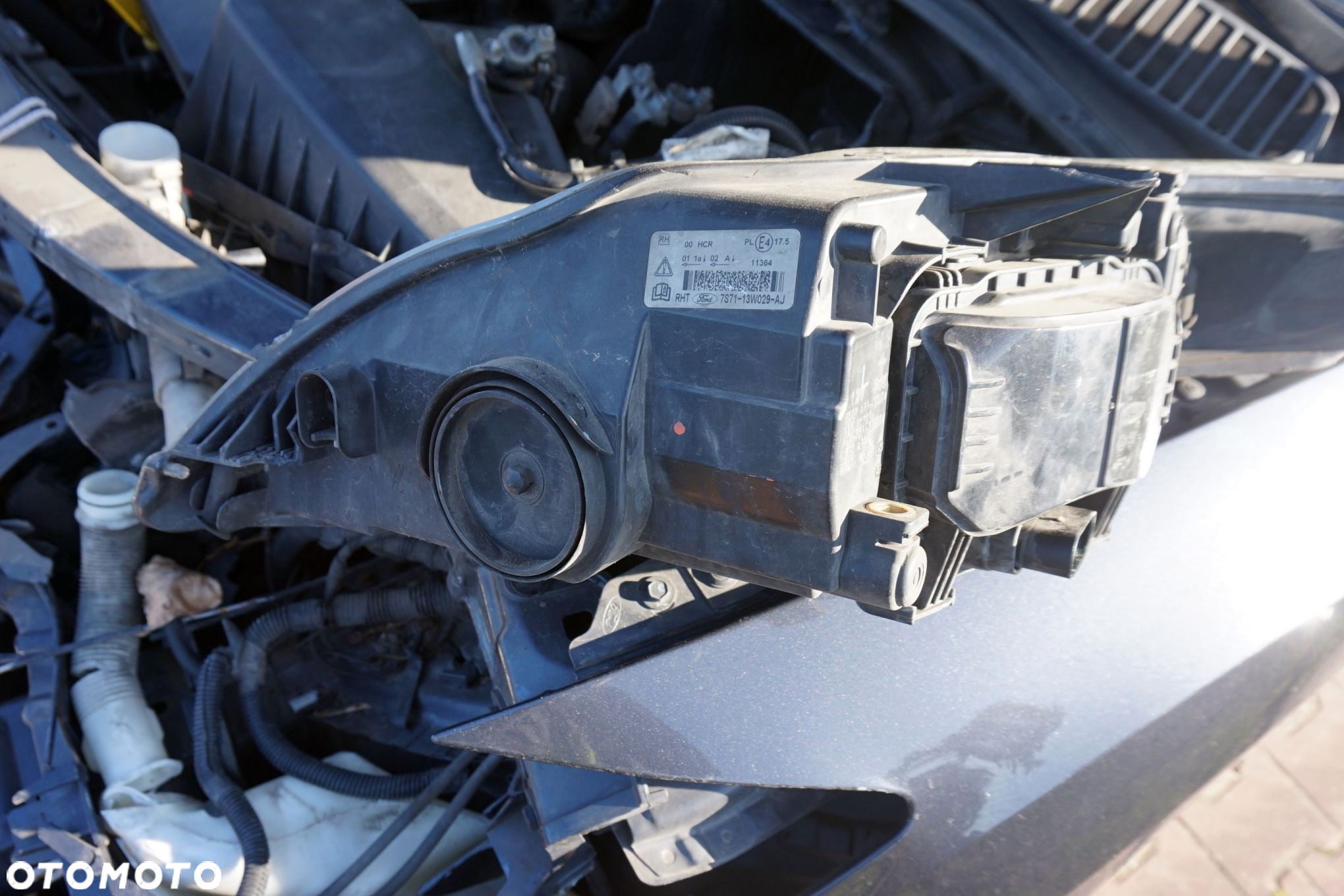 LAMPA PRZEDNIA PRAWA MONDEO IV MK4 7S71-13W029-AJ FORD 2007-2010 - 2