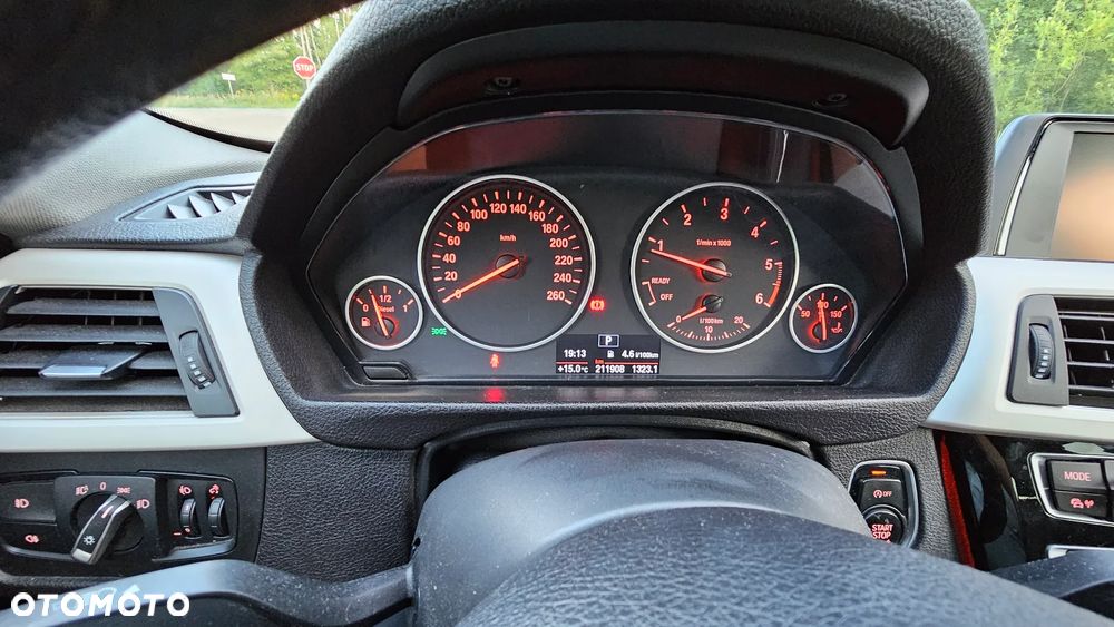 BMW Seria 3 318d Advantage - 14