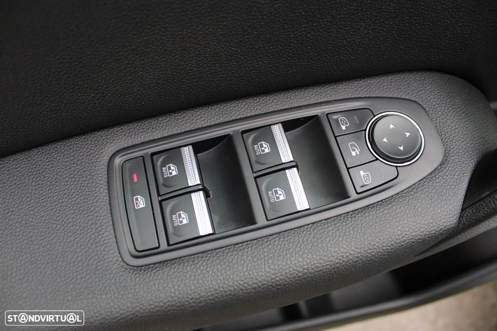 Renault Captur TCe Mild Hybrid 140 EDC GPF EVOLUTION - 49