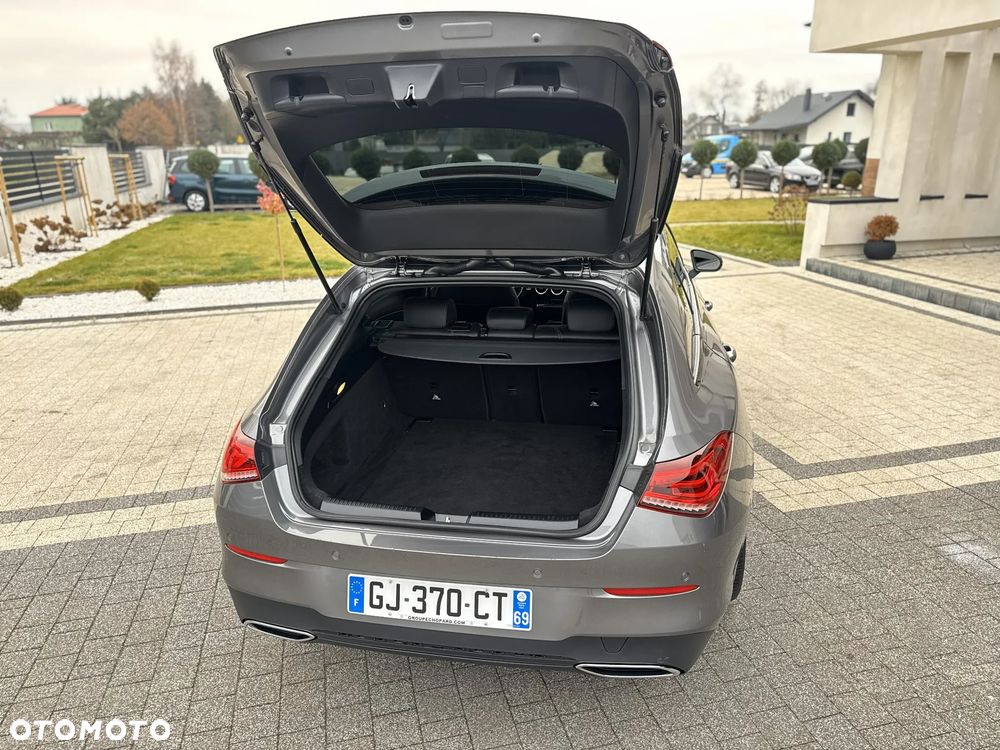 Mercedes-Benz CLA 200 d 8G-DCT Special Edition - 35