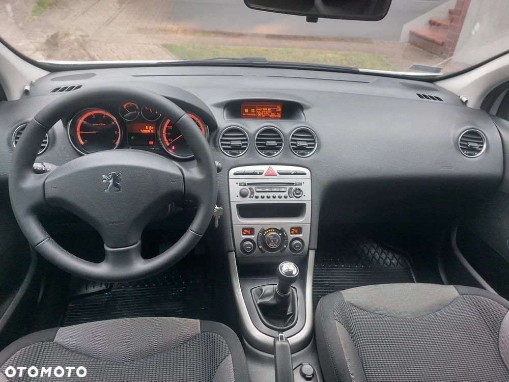 Peugeot 308 1.6 Trendy - 8