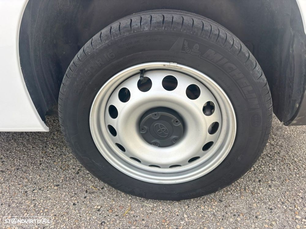 Toyota Proace City 1.5D L1 COMFORT 102cv - AC - GPS - IVA DEDUTÃVEL - 45