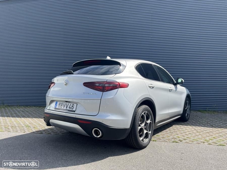 Alfa Romeo Stelvio 2.2 D Super AT8 - 48