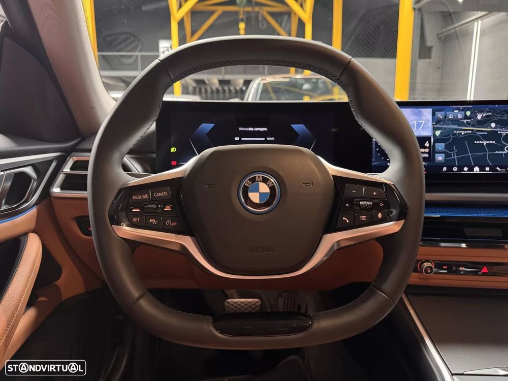 BMW i4 eDrive40 - 12