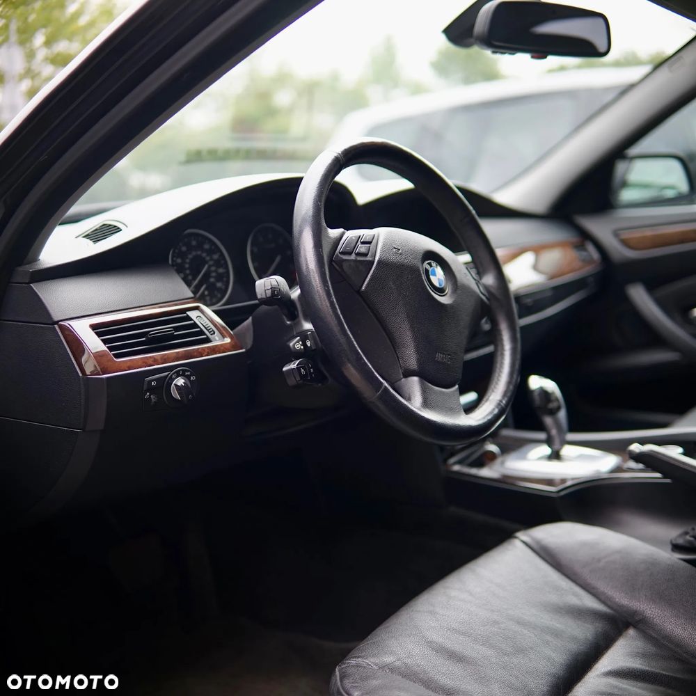 BMW Seria 5 - 23